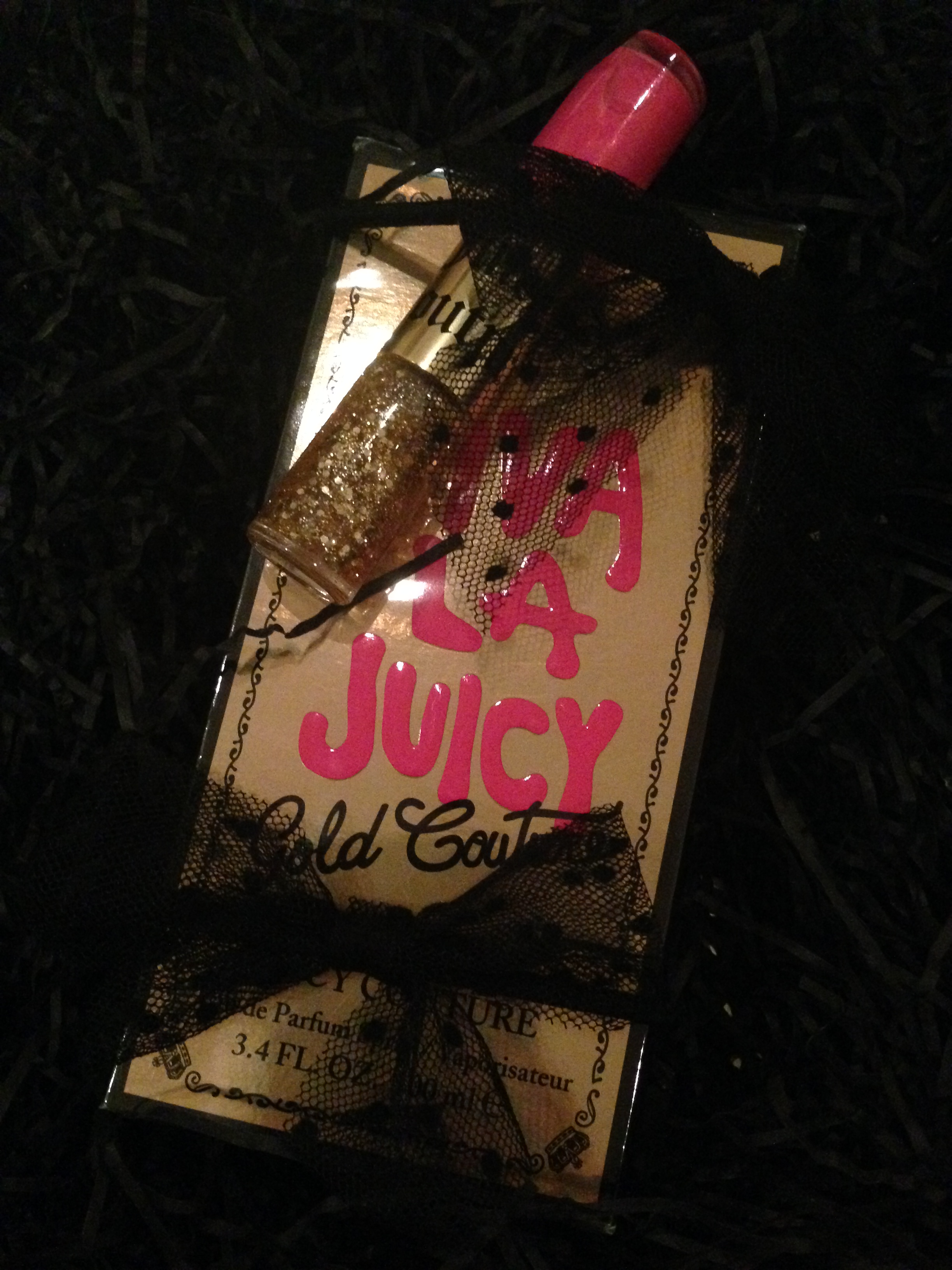 Juicy Couture Launches Viva La Juicy Gold Couture