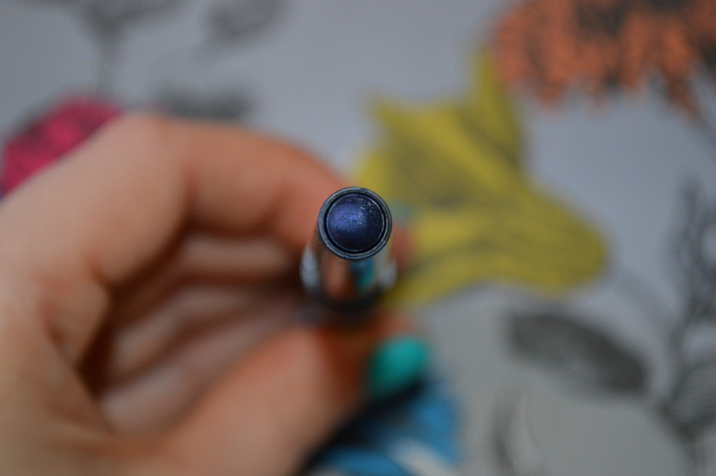 Nars Launches Matte Velvet Shadow Sticks for January 2015