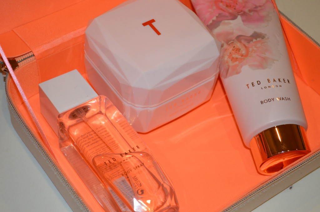 Beauty Rocks Reviews: Ted Baker Sugar Sweet Gift Collection