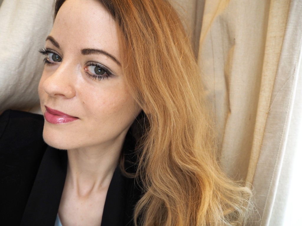 Clarins New Launches 2016_Clarins Instant Light Lip Perfector_Rouge Eclat Age-Defying Lipstick_Limited Edition Natural Glow 5-Colour Eye Shadow Palette_Clarins Ombre Iridescent_Jamie Rockers_Beauty Rocks