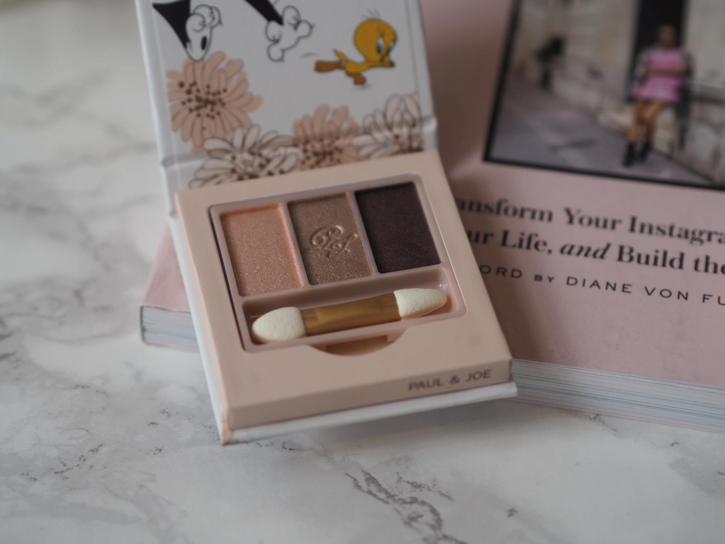 Paul & Joe Eye-Color Trio &ndash; Looney Tunes Compact