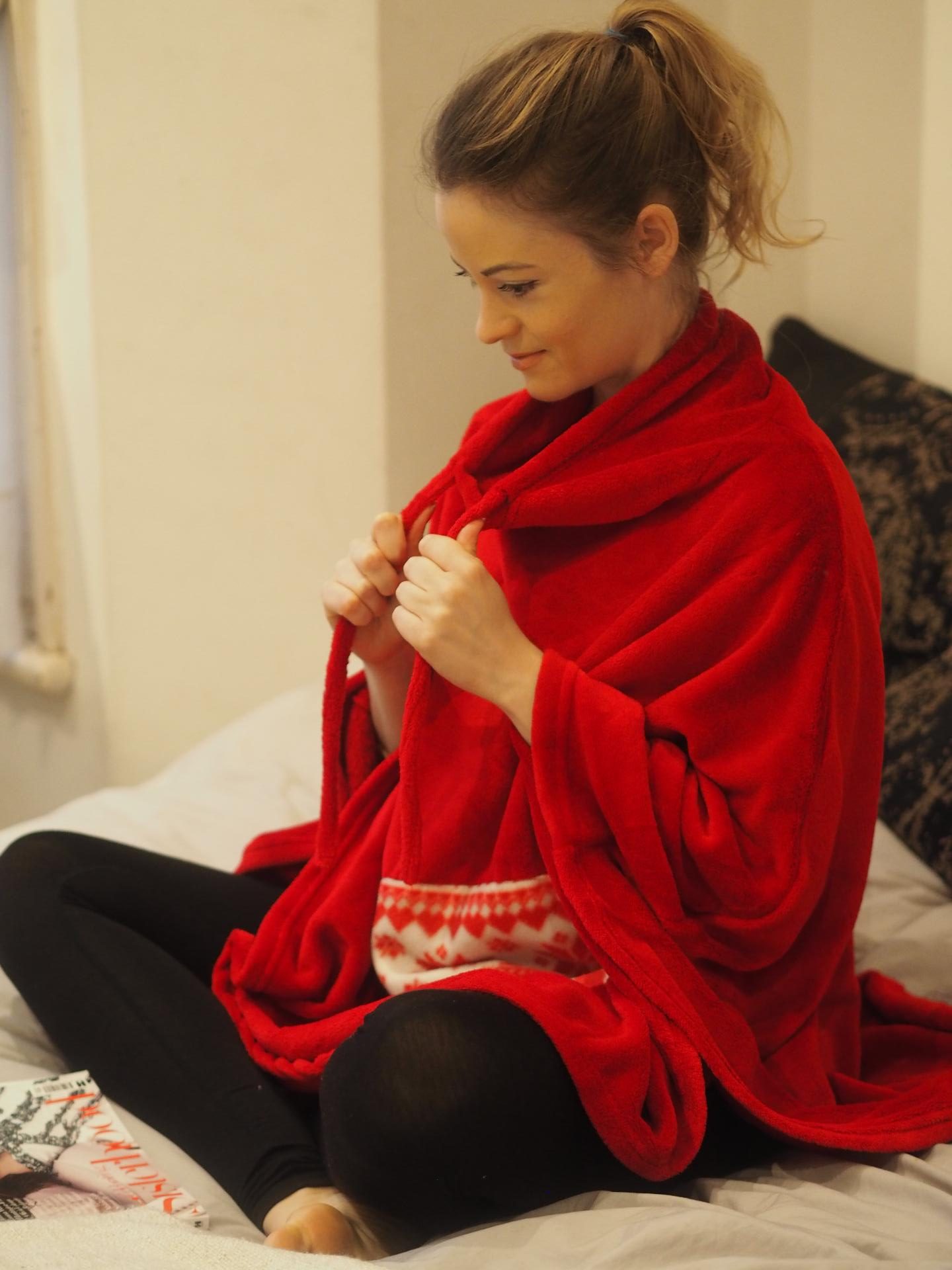 Avon Fair Isle PJs with Matching Funnel Neck Poncho 