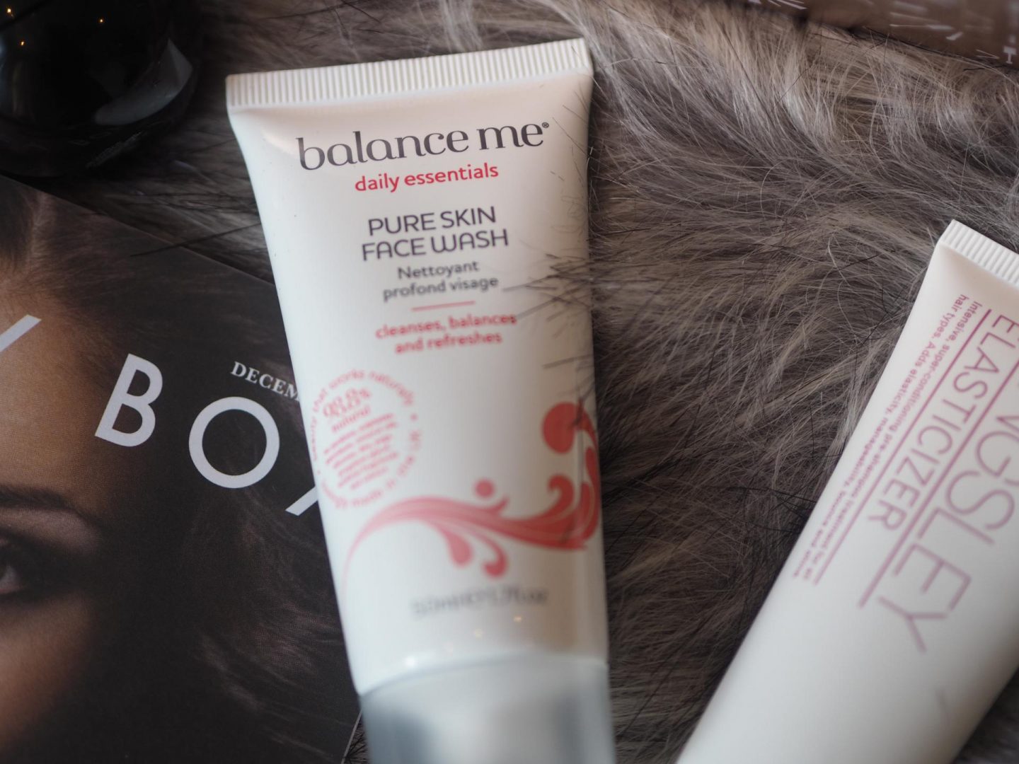 lookfantastic-lfxmas-beauty-box-december-14