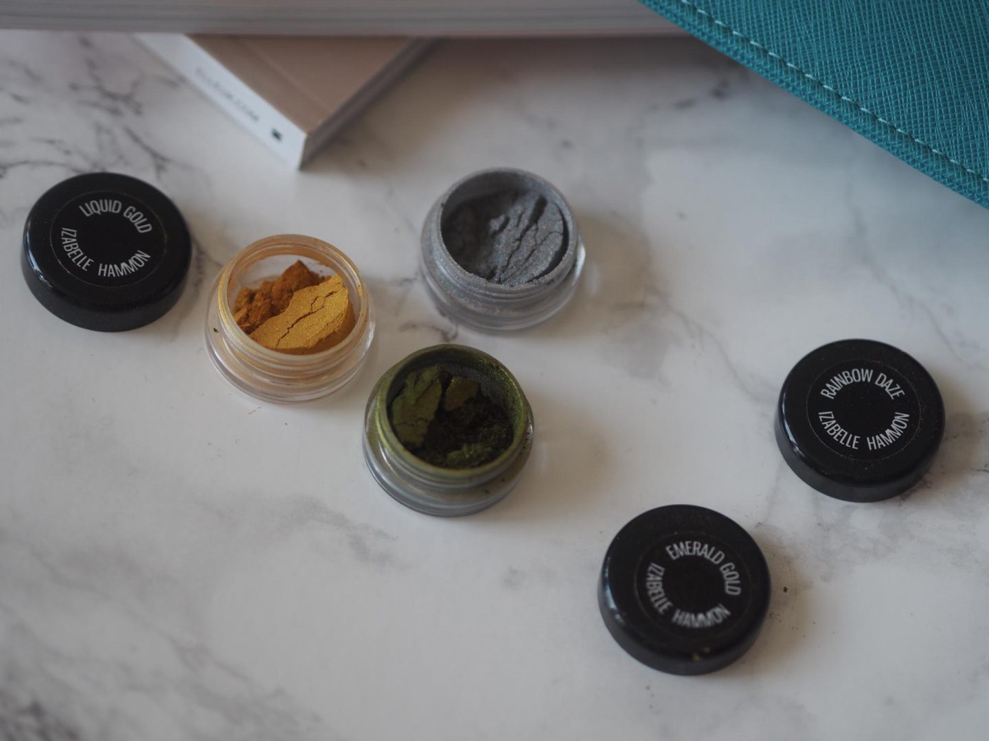 chrome nail pigment powders and chrome nail powders