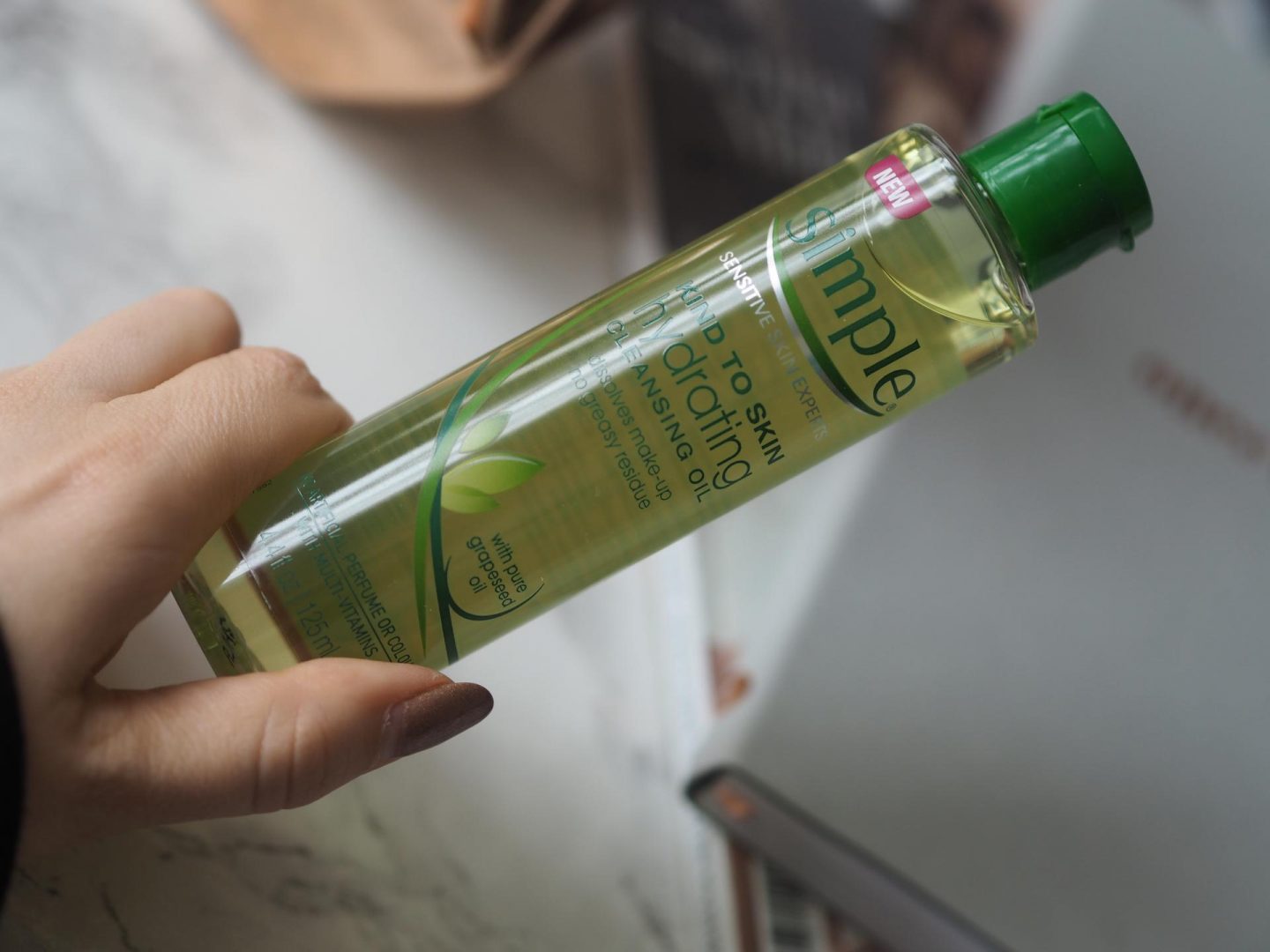 Simple Hydrating Cleansing Oil