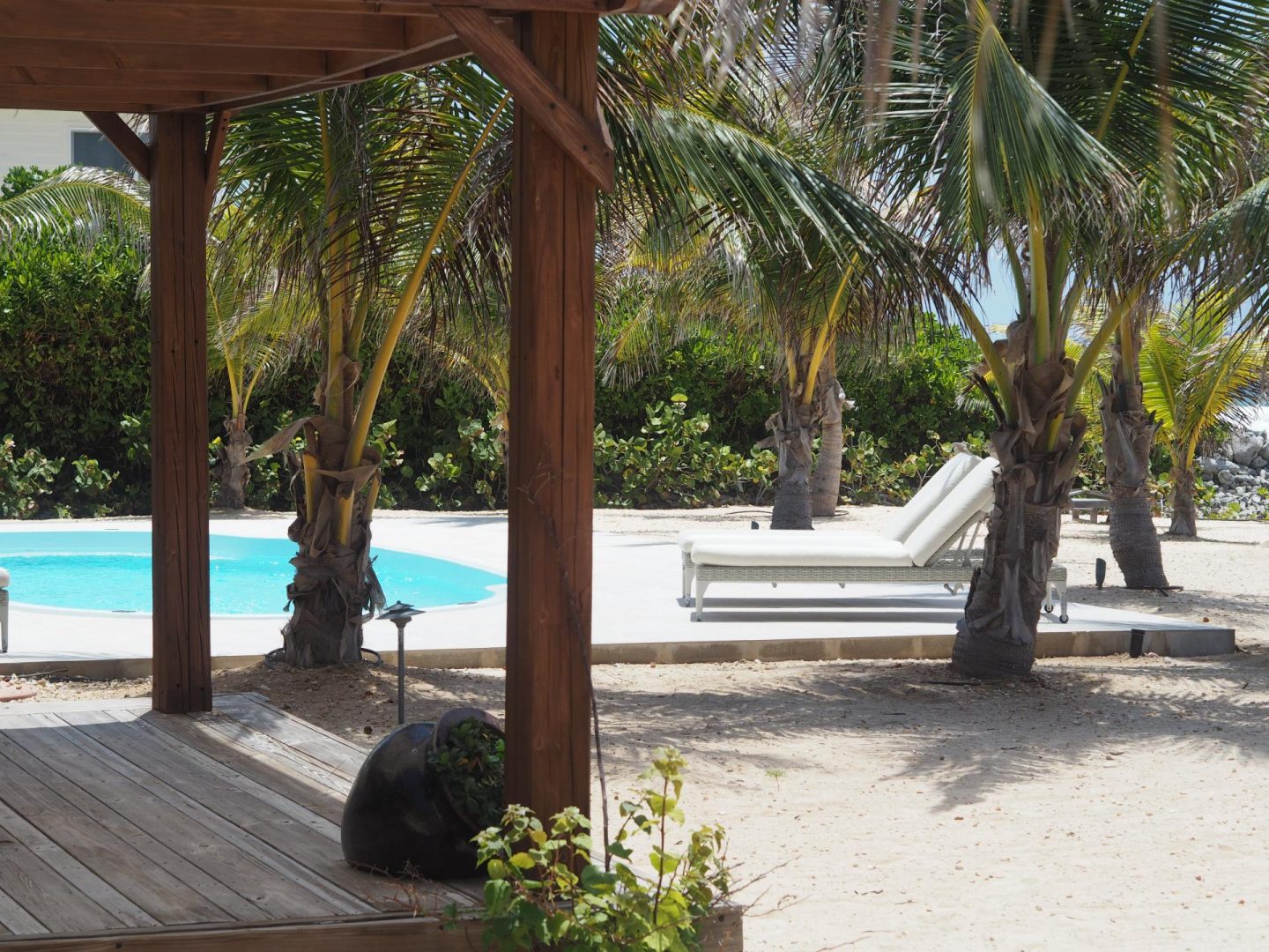  Luxury Caribbean Travel - Outside view