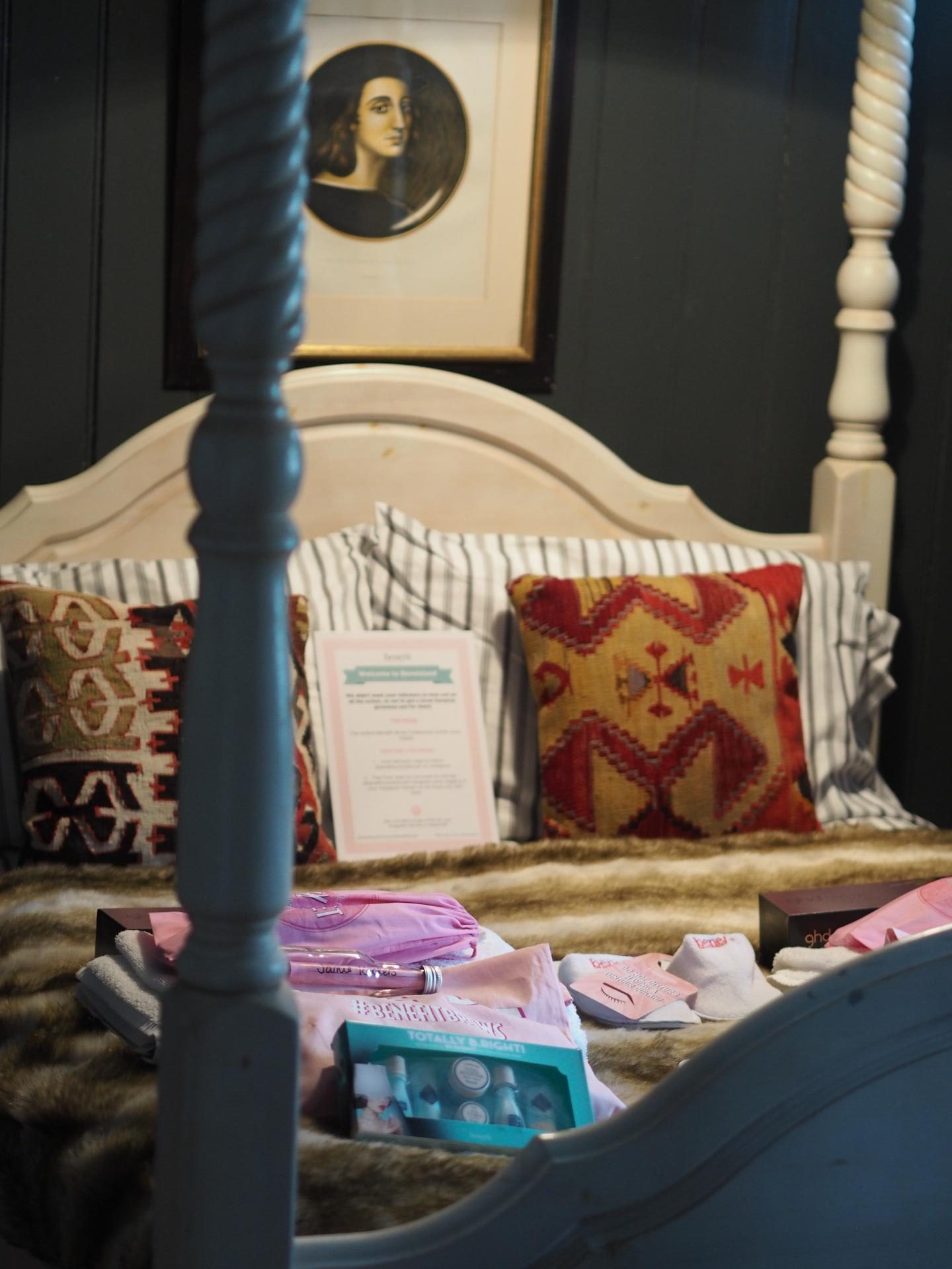 Osea Island - Makeup Brands and Room