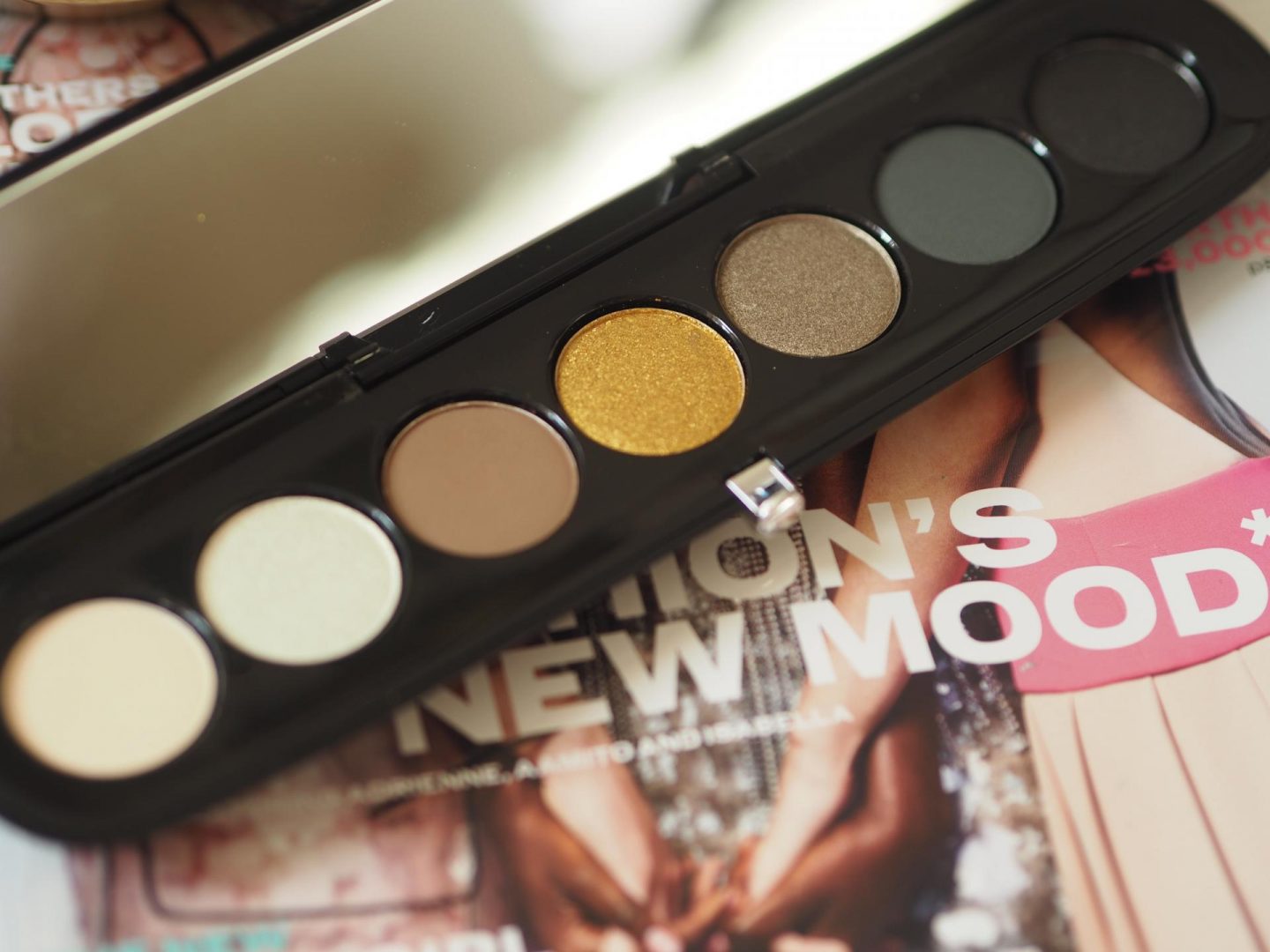 Luxe Beauty Buys - Product: Marc Jacobs Eye-Conic in Edgitorial