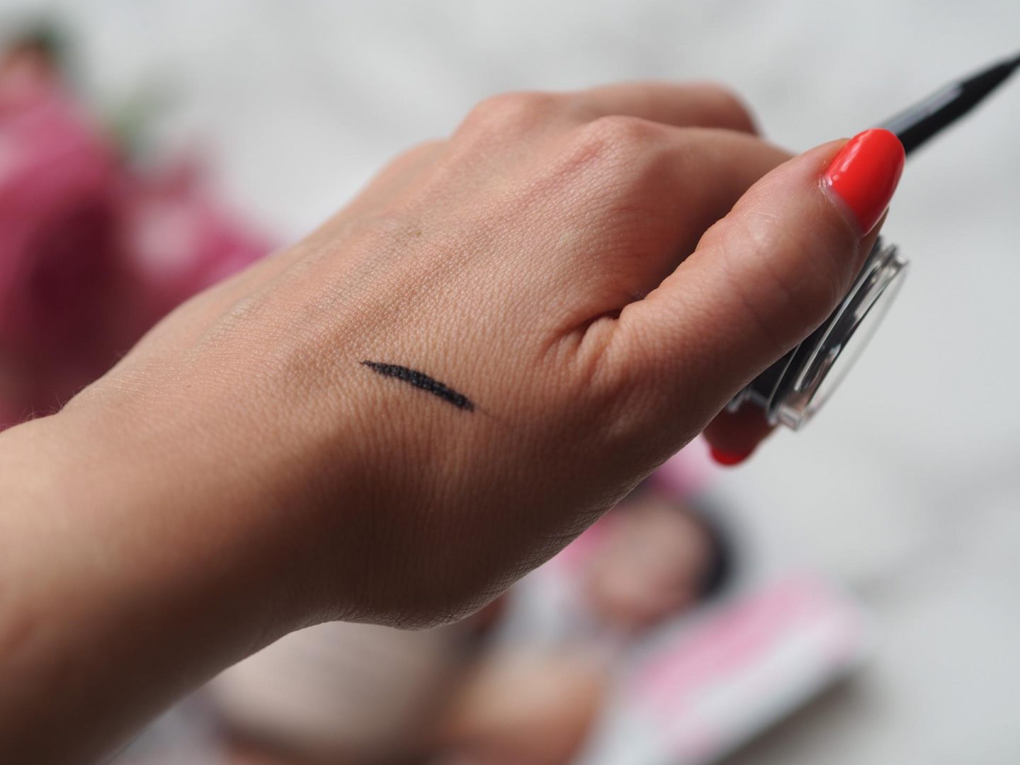 Japanese Beauty - Product: Shiseido Inkstroke Eyeliner in Shikkoku Black