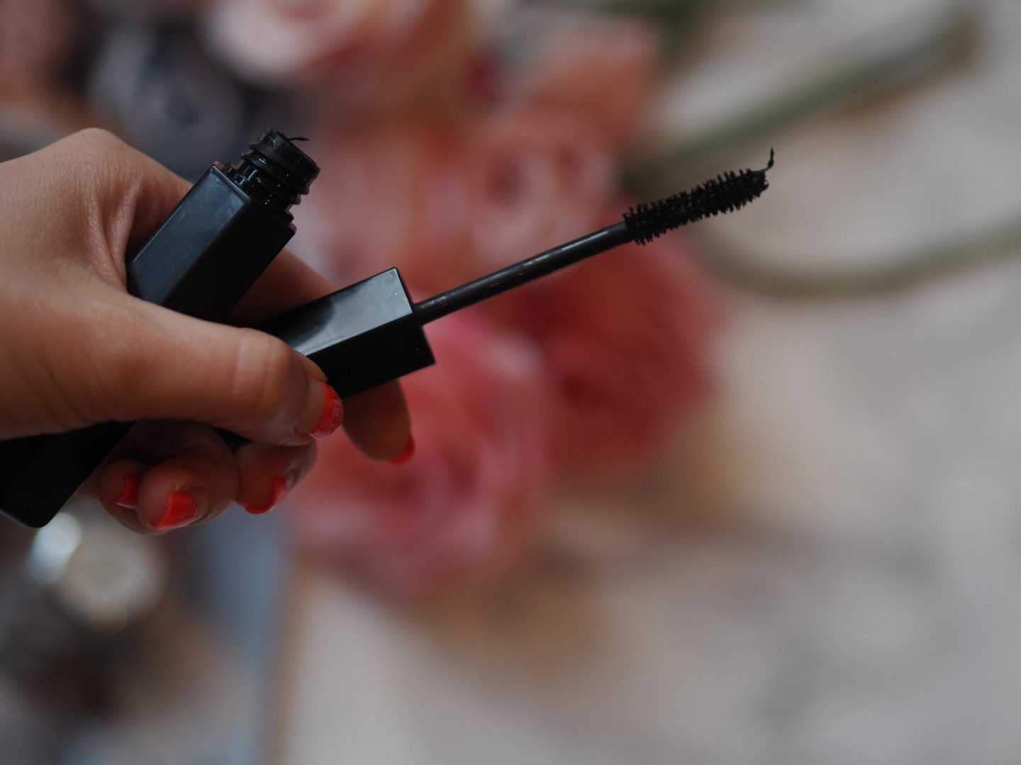 Catwalk Beauty Trends - Product: Marc Jacobs Velvet Noir Mascara