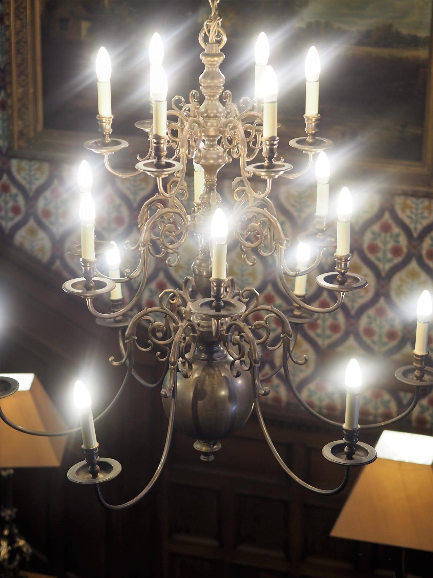 Macdonald Frimley Hotel & Spa - Macdonald Firmley Hotel & Resort (Chandelier) 