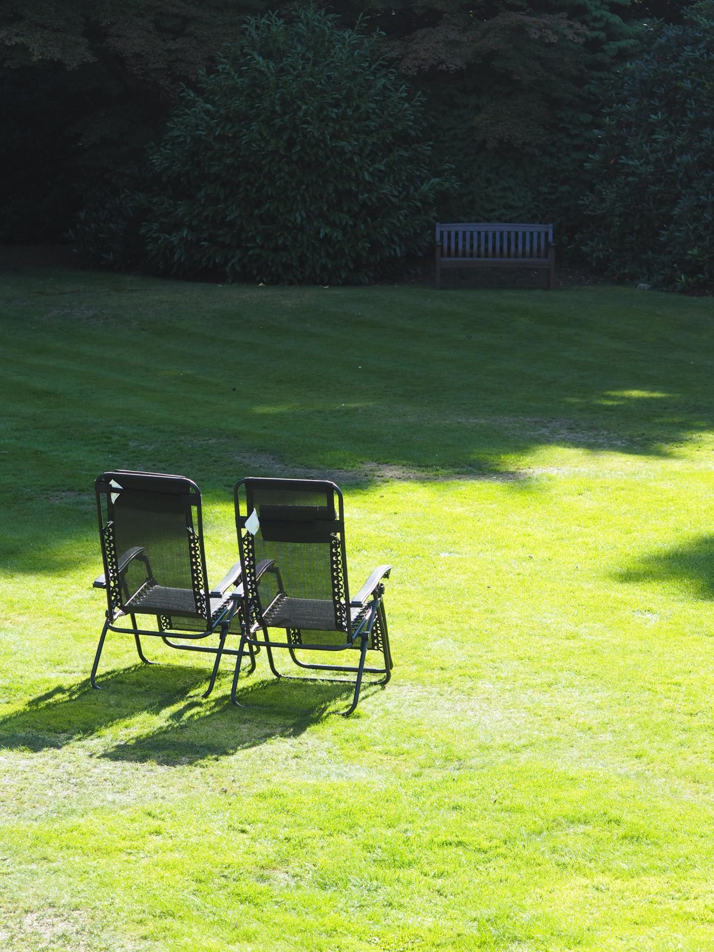 Macdonald Frimley Hotel & Spa - Macdonald Firmley Hotel & Resort (Outside View - Chair)