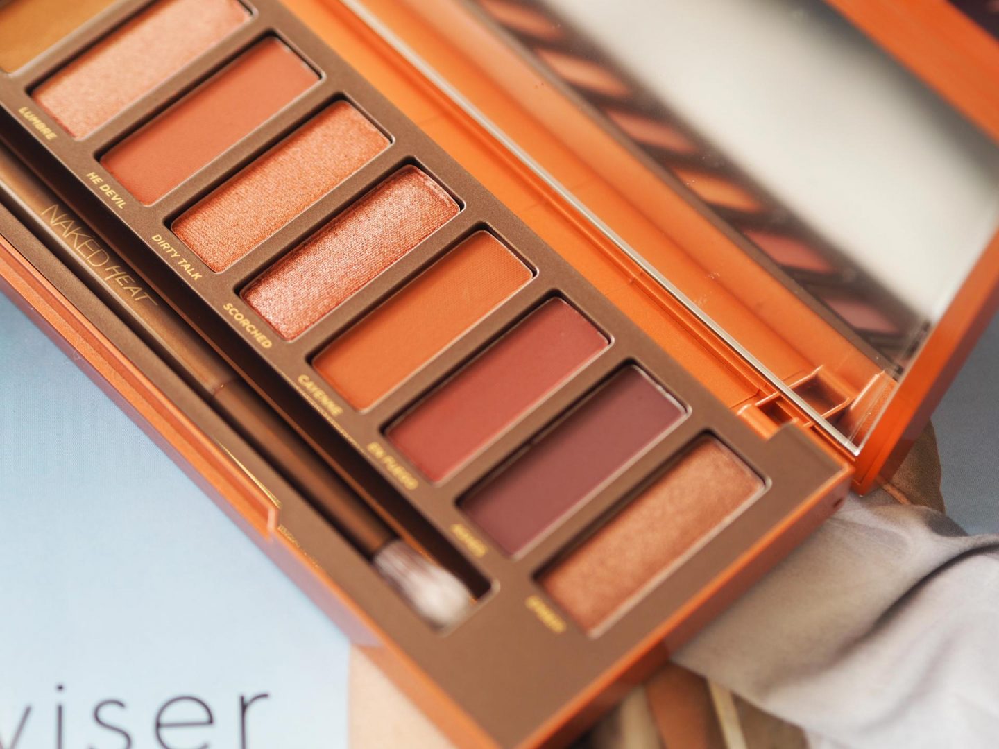 Top Luxe Make-up - Product: Urban Decay Heat Palette