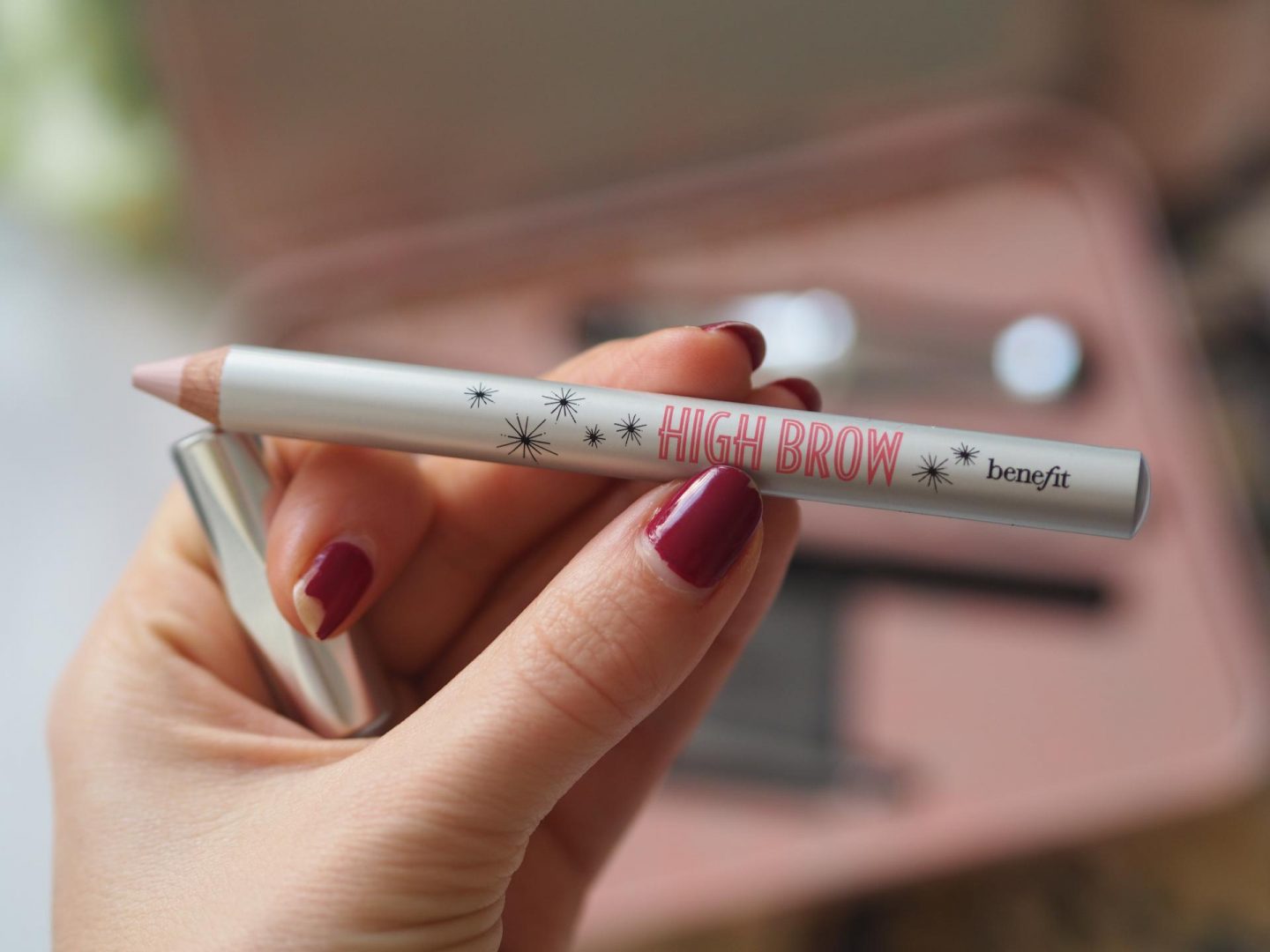 Winter Skincare - Product: Benefit Brows &ndash; Soft and Natural Brows Kit