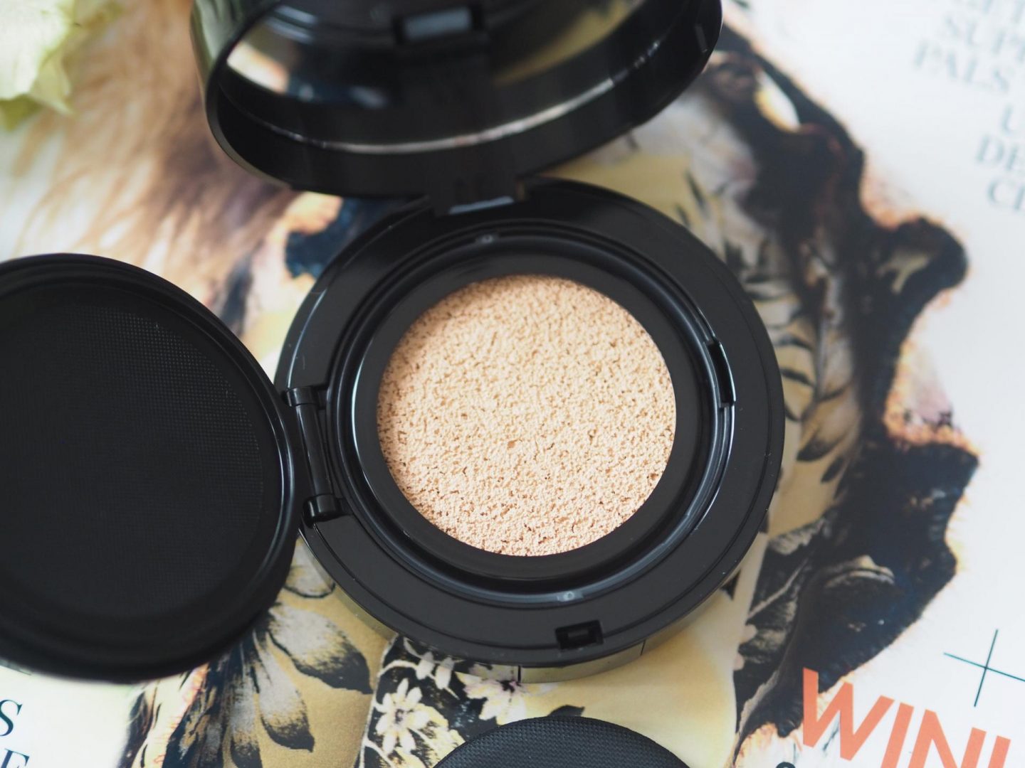 New Make-Up Products - Product: Lanc&ocirc;me Cushion Highlighter &ndash; Limited Edition Olympia le Tan