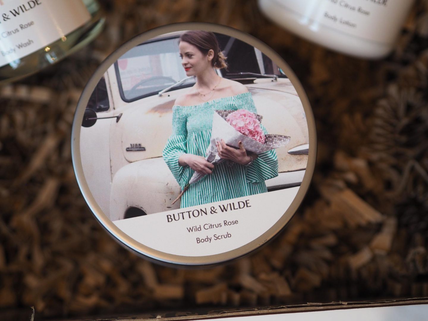 Wild Citrus Rose Body Scrub 