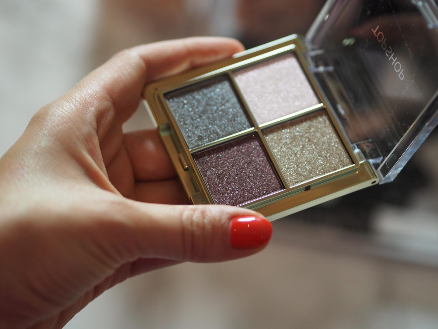 Topshop Eyeshadow Palette in Virtual Reality