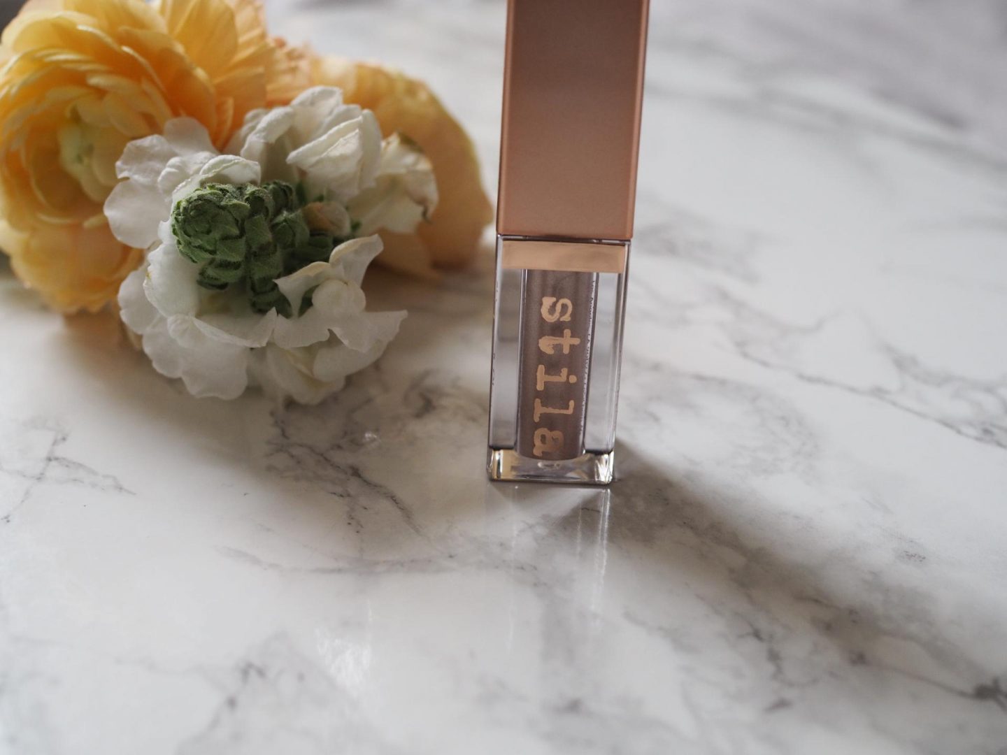 Stila Shimmer & Glow Liquid Eye Shadow in Kitten