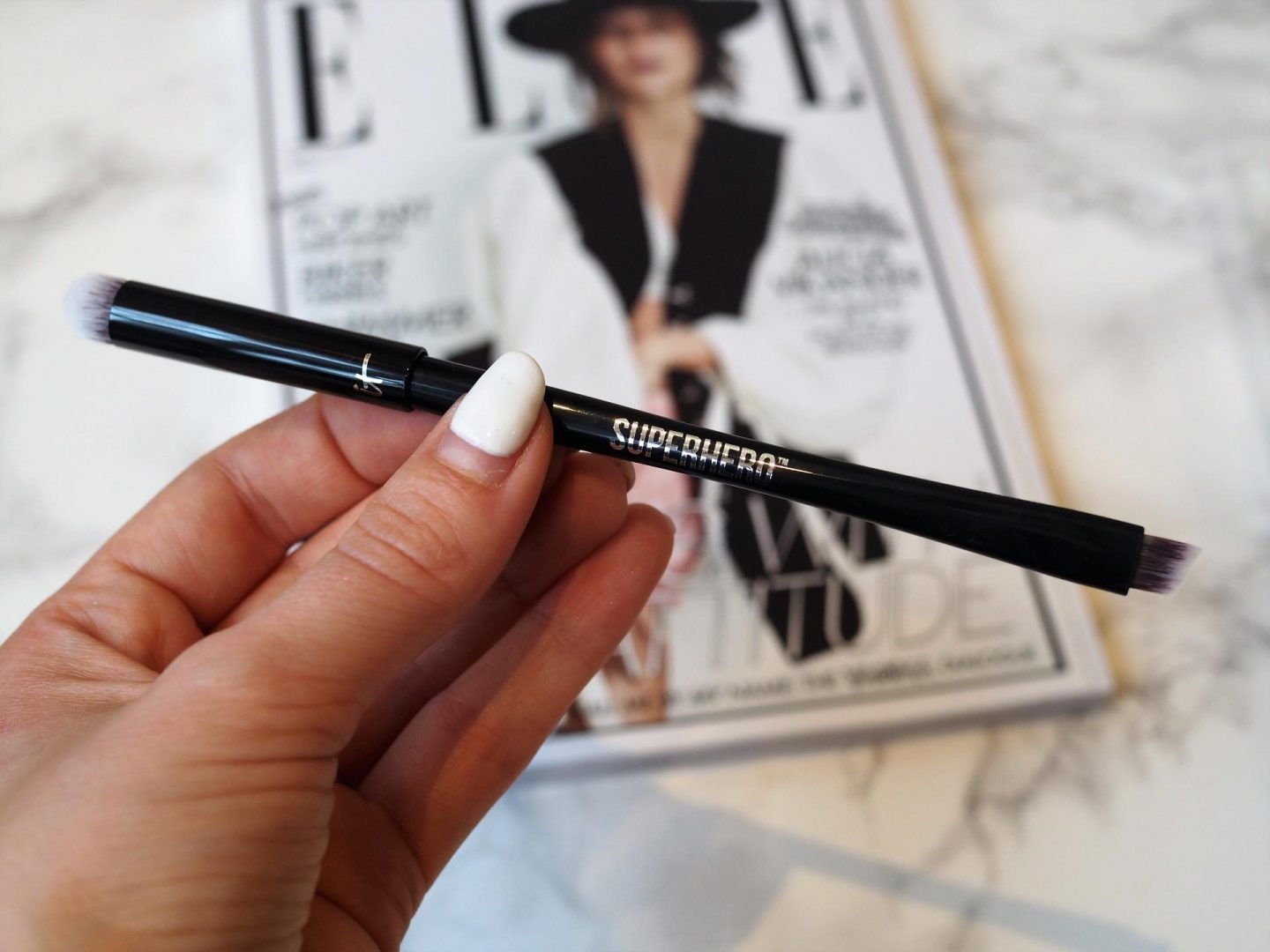 IT Superhero 4-In-1 Eye Transforming Super Shadow + Line Brush