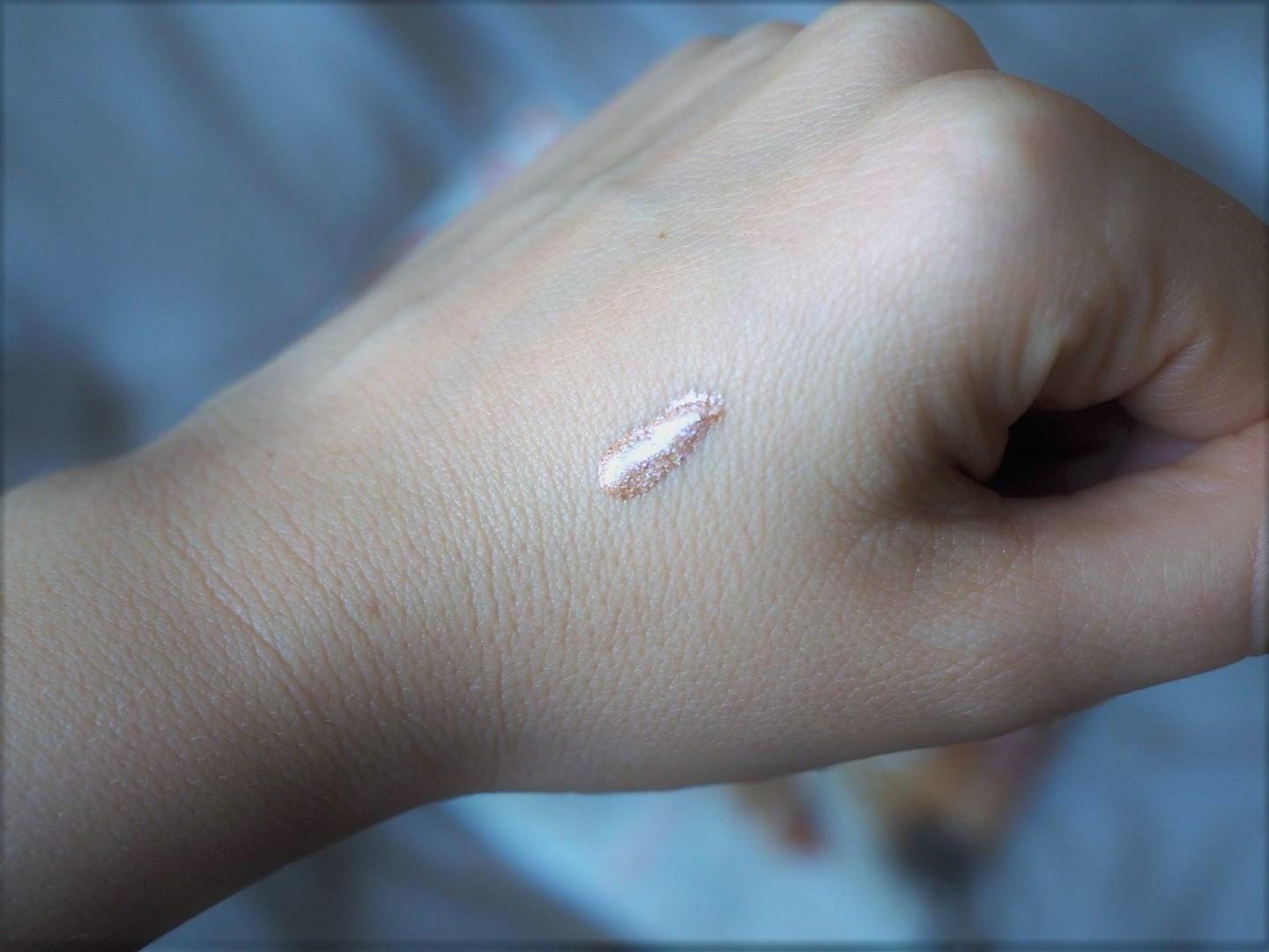 Model’s Own Sculpt & Glow Liquid Highlighter