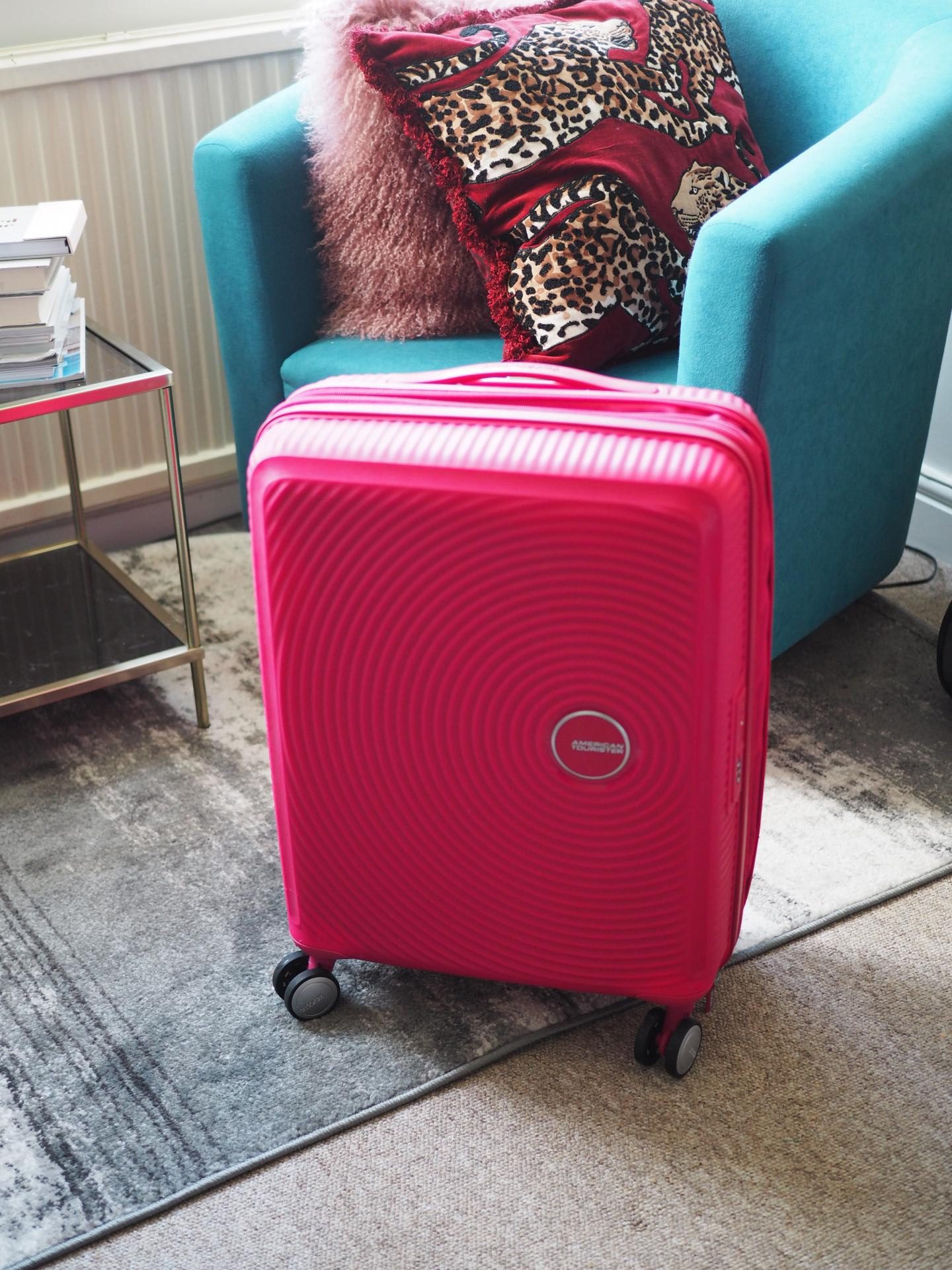 Best Christmas Gifts for People Who Love To Travel