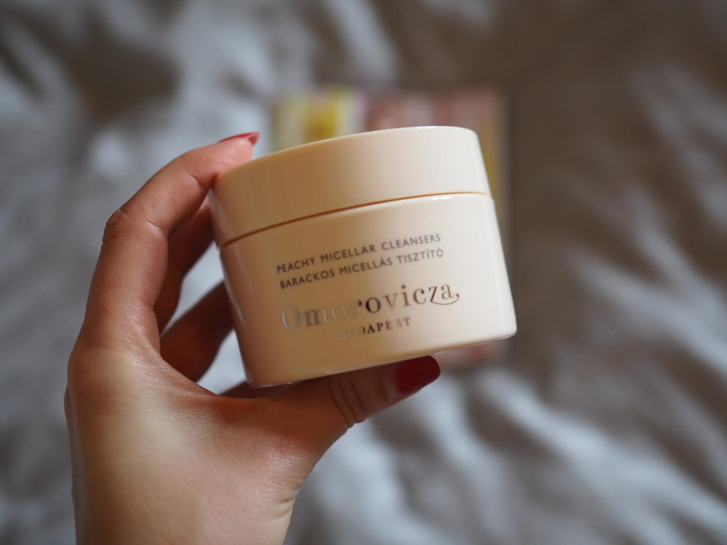 Omorovicza Peachy Micellar Cleanser Discs