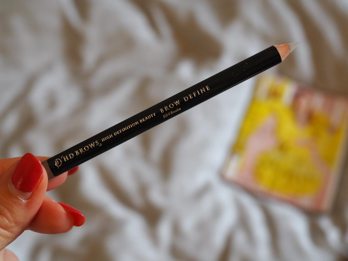 HD Brows Brow Definer in Smoke