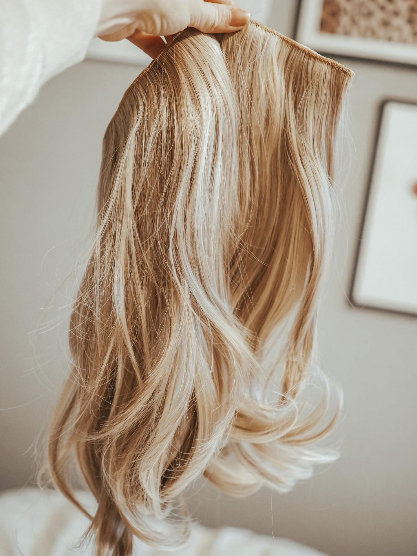 Stranded Hair Group One Piece Extensions