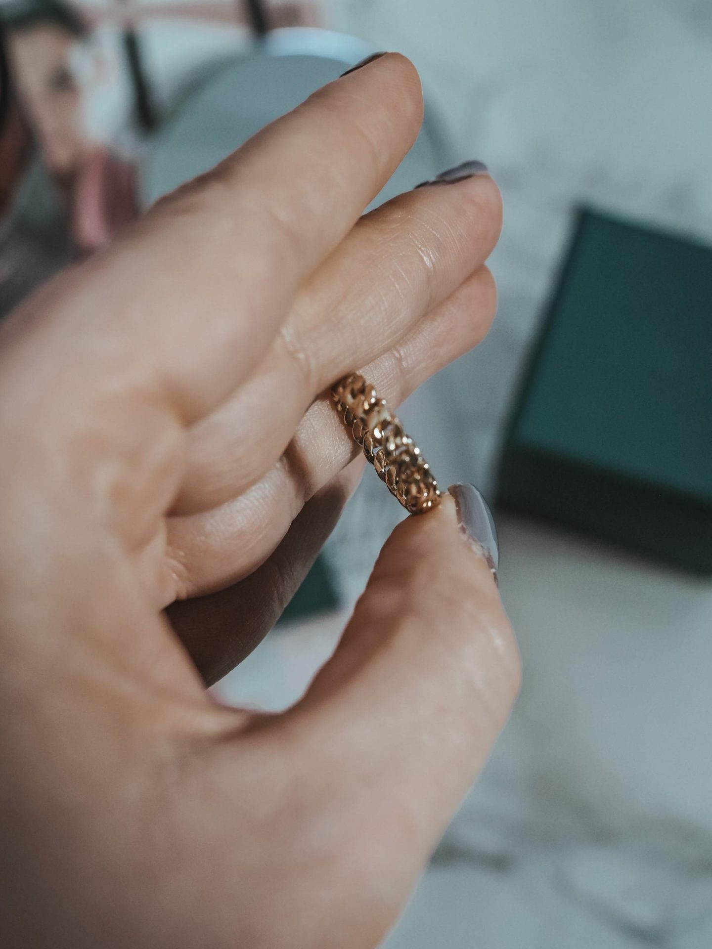 AU-Rate Personalized Gold Jewellery